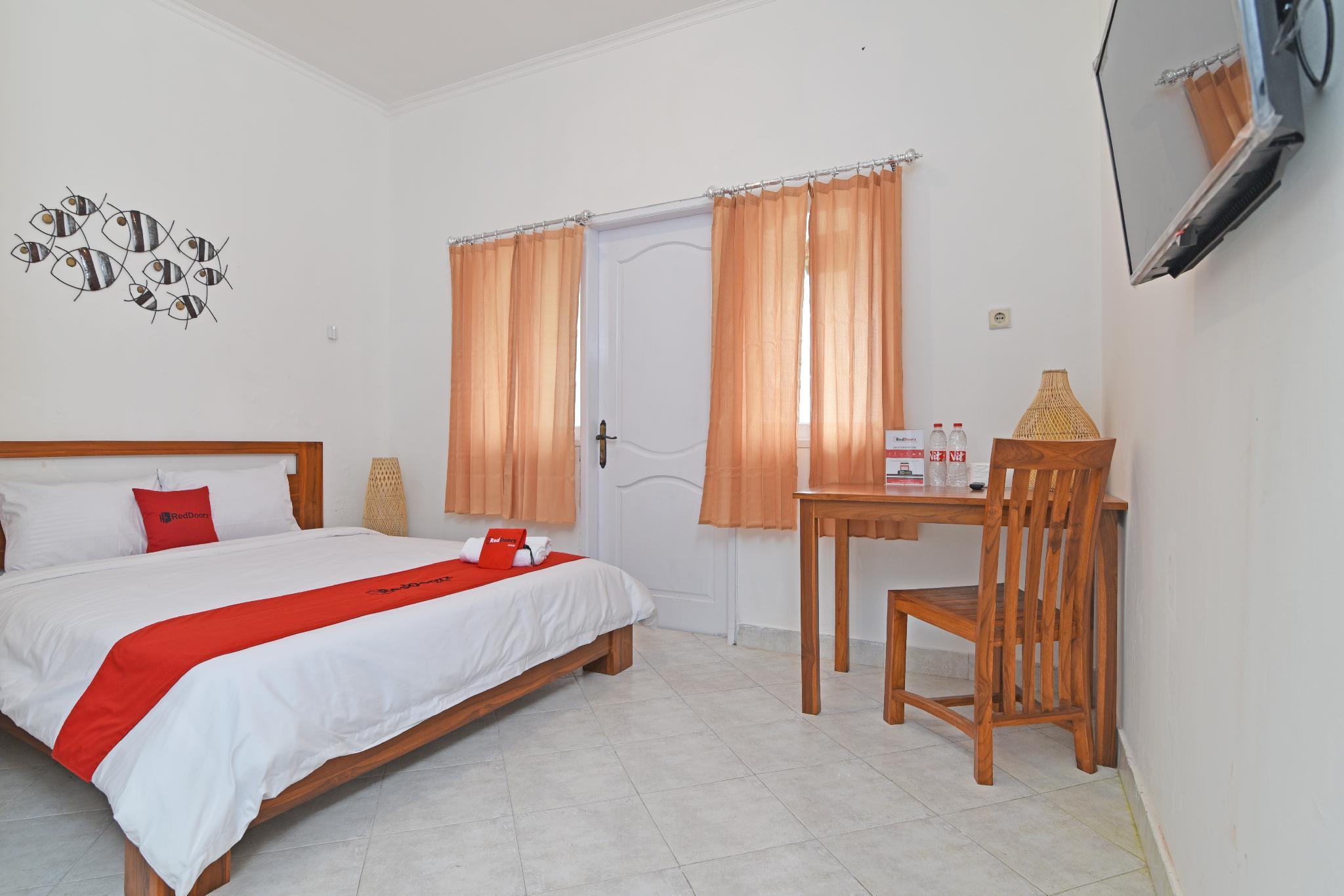 Hotel Reddoorz @ Jalan Gatot Subroto Denpasar Exterior foto