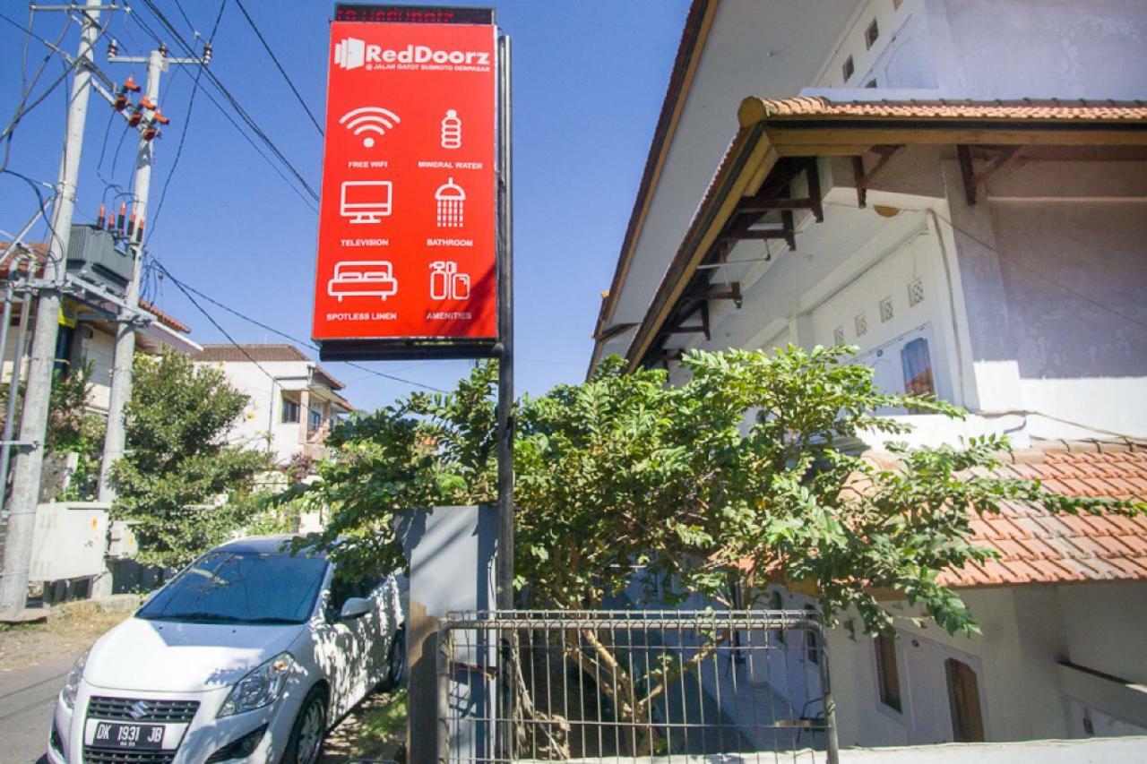 Hotel Reddoorz @ Jalan Gatot Subroto Denpasar Exterior foto