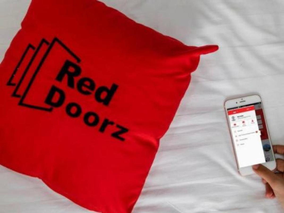 Hotel Reddoorz @ Jalan Gatot Subroto Denpasar Exterior foto